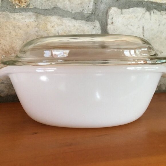 Vintage DYNAWARE PYR-O-REY Brown Daisy INDIVIDUAL Casserole MILK GLASS w Lid #10 - Picture 3 of 7